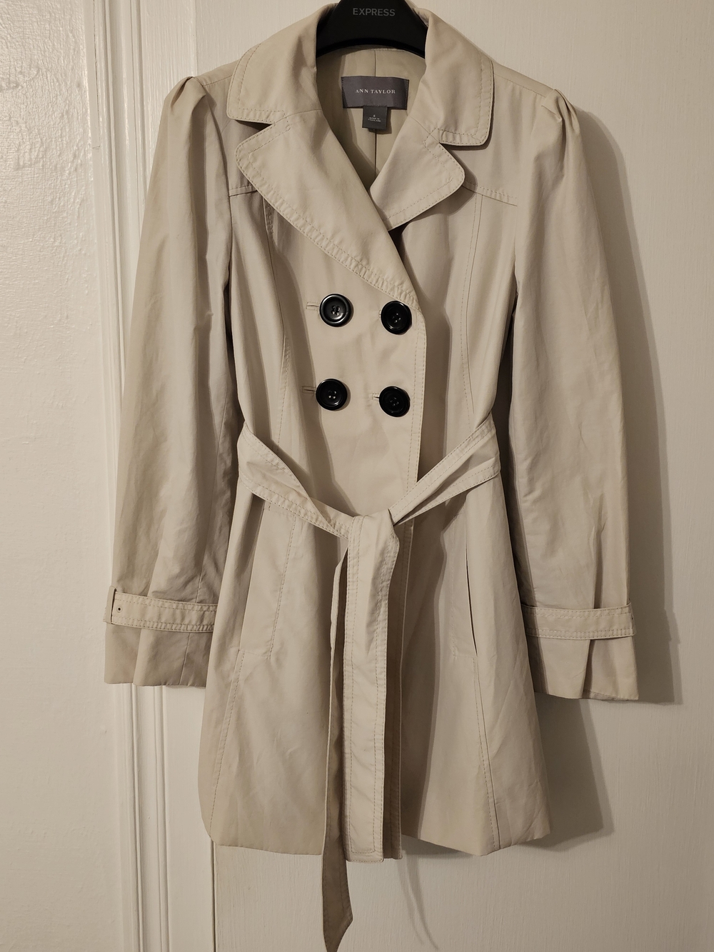 Ann Taylor Women's Cream Double-Breasted Short Trench Coat - Small
